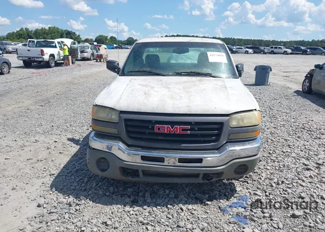 2003 GMC Sierra 1500 Work Truck z USA, uszkodzony, nr VIN 1GTEC14X93Z103377